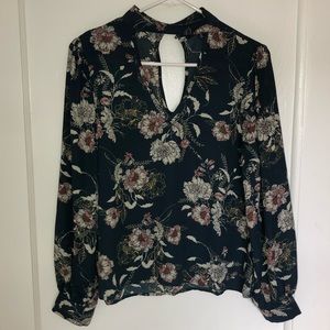 Women’s blouse